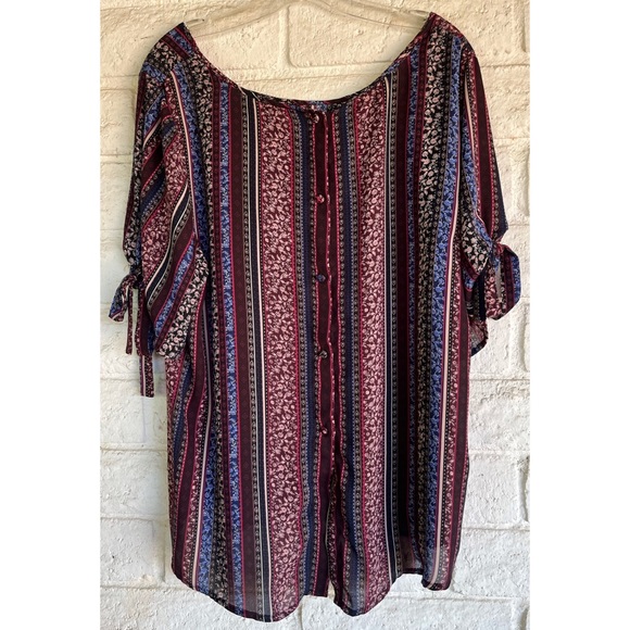 Torrid Size 2 (Plus) Boho Print Chiffon Tie Sleeve Blouse - Picture 4 of 10